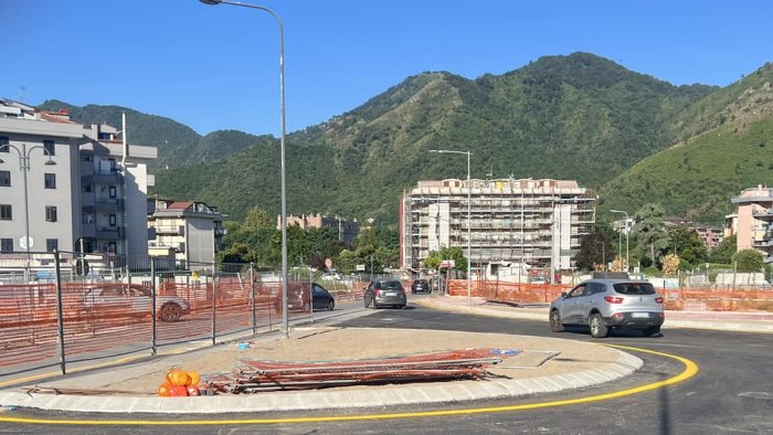 baronissi nuovo dispositivo traffico in via allende per la citta della medicina