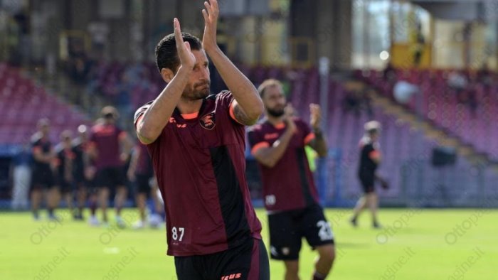 salernitana ternana 1 0 le pagelle dei granata gyomber certezza riecco dia