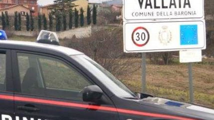 vallata armi e munizioni 50enne denunciato dai carabinieri