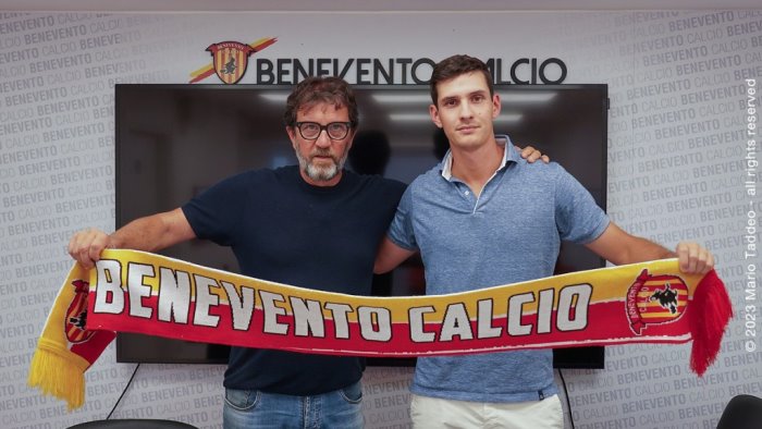 il benevento annuncia pinato ufficiale il quarto innesto di carli