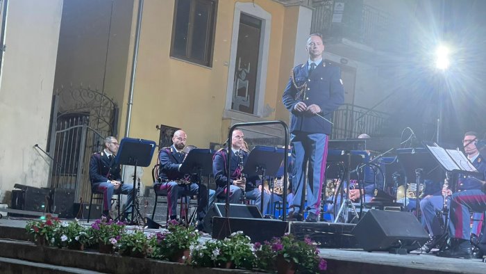 la fanfara della polizia di stato in concerto a pietrastornina