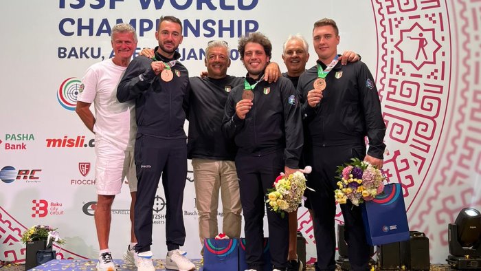 tiro a volo mondiali nello skeet cassandro bronzo con la squadra