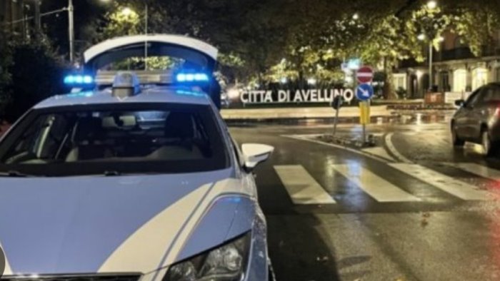 avellino ladri senza scrupoli rubata anche l urna con le ceneri di mia madre