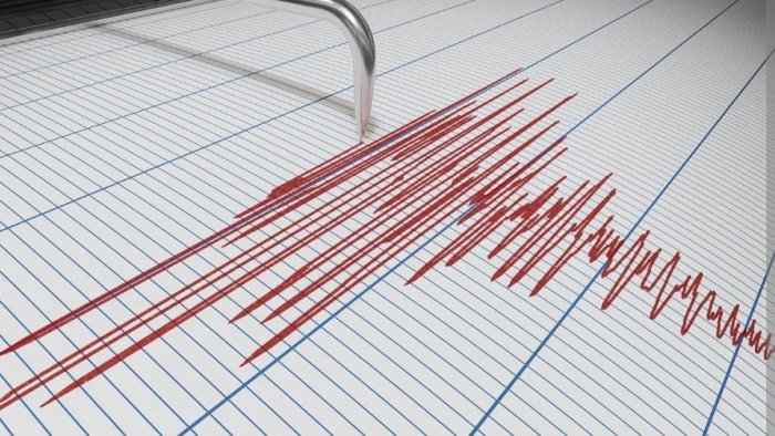 terremoto all alba forte scossa nei campi flegrei