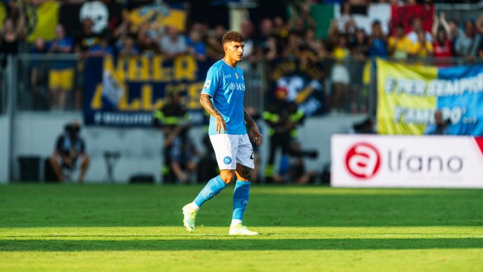 appello di di lorenzo rivogliamo lo stadio tutto azzurro