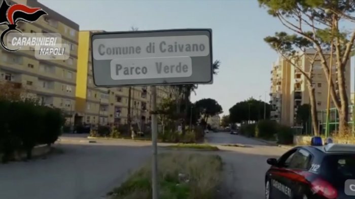 orrore nel parco verde di caivano 2 cuginette violentate dal branco