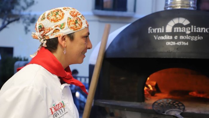 ritorna pizza a vico tre giorni di degustazioni all insegna della solidarieta