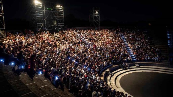 acquista on line un biglietto per il concerto agli scavi di pompei truffato