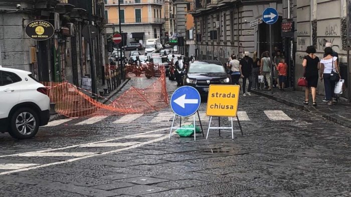 napoli traffico al vomero capodanno girone infernale in piazza degli artisti