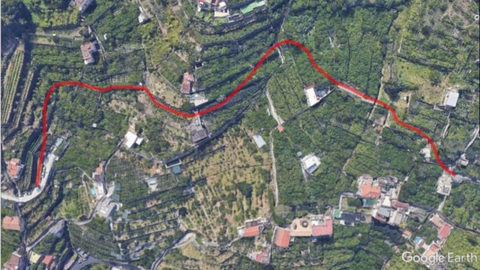 a minori una strada di collegamento della frazione villamena con il centro