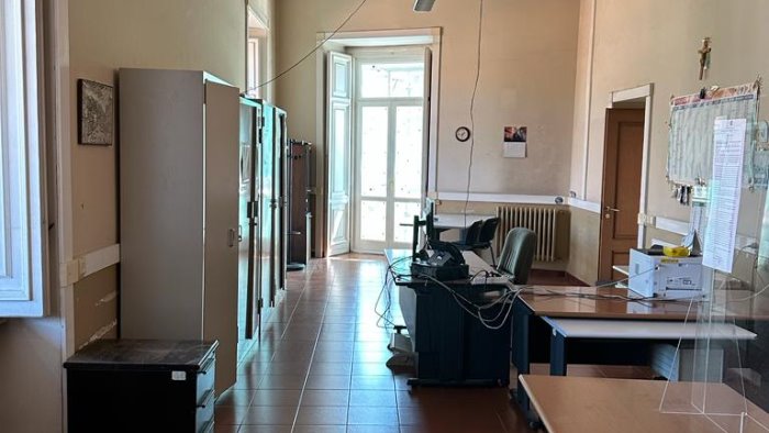 avellino palazzo de peruta tornera casa del comune prosegue il restyling