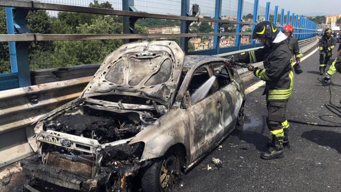 due morti per l auto prototipo esplosa ci sono sei indagati a napoli