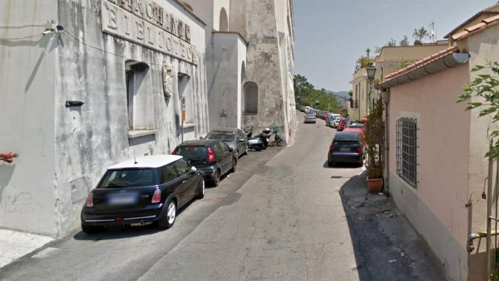 salerno via de renzi resta chiusa il codacons fa appello a prefetto e sindaco