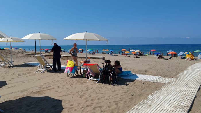 turismo balneabile nasce la spiaggia inclusiva per i disabili