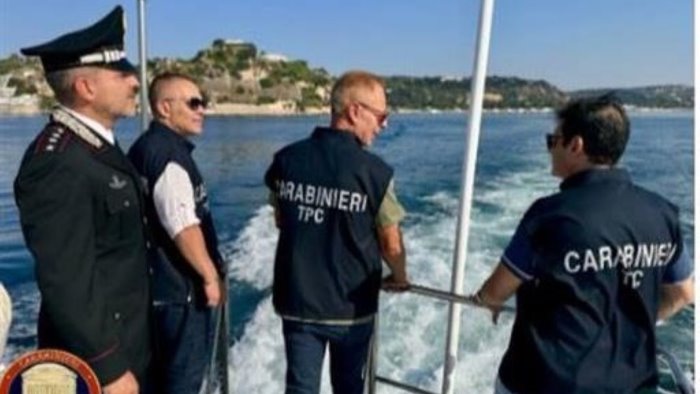 tesori sommersi di bacoli e pozzuoli la sorveglianza dei carabinieri