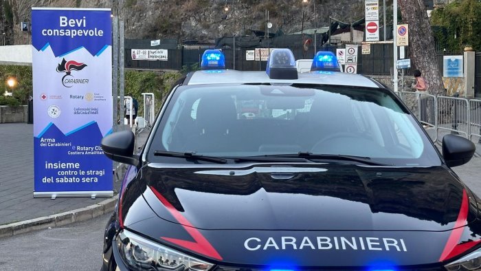 somministra alcol a minore denunciato titolare di un locale in costa d amalfi