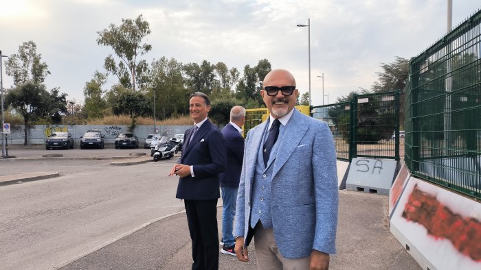 foto salernitana il neo presidente busso all arechi