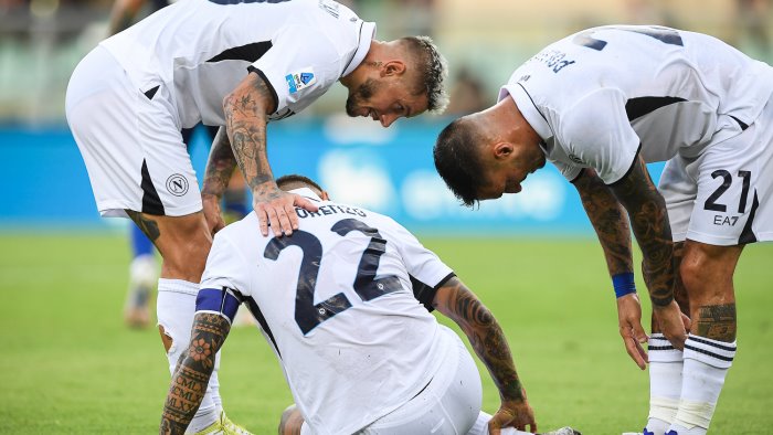 il napoli sembra quello dello scorso anno disfatta a verona nel debutto