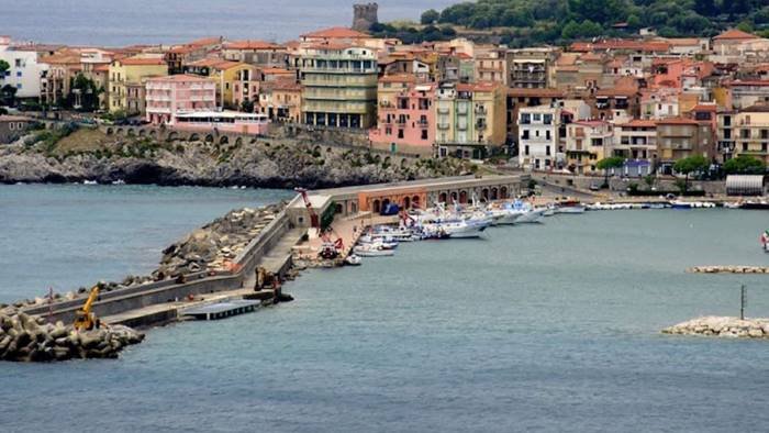 non solo golfo e costiera il porto di marina di camerota cresce sempre di piu