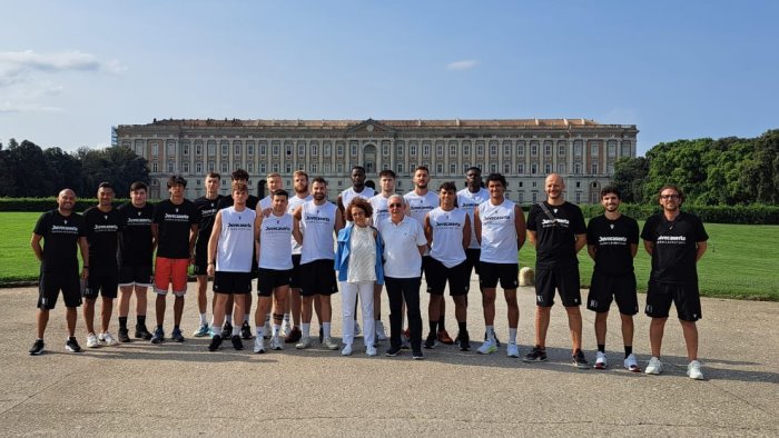 paperdi juvecaserta primo allenamento alla reggia