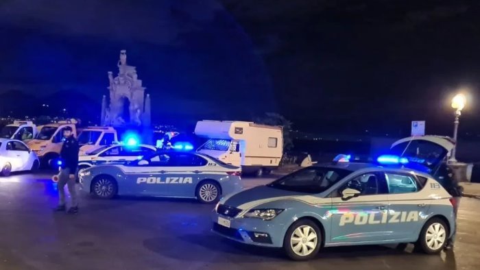 chalet di mergellina nel mirino della polizia movida ai raggi x