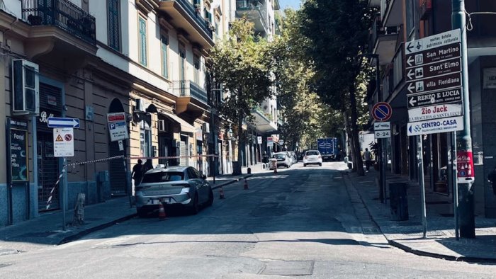 vomero proteste per il tardivo inizio dei lavori in via cimarosa