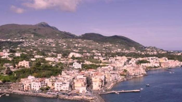 incidente nel porto di ischia aperta un inchiesta