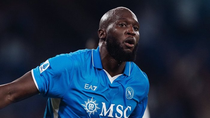 subito lukaku e poi anguissa il napoli ribalta il parma