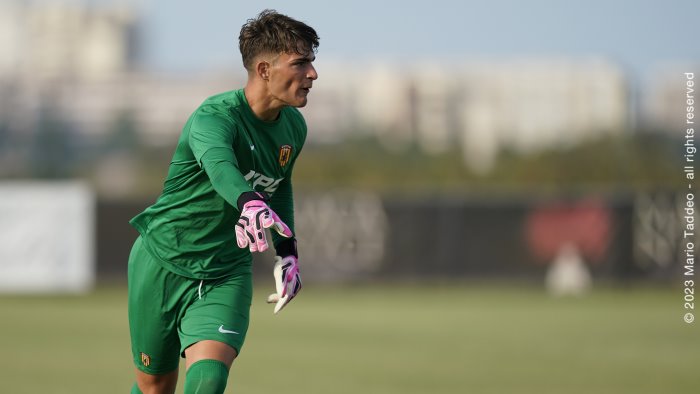 benevento alle 17 l ultimo test al mancini con la roma primavera