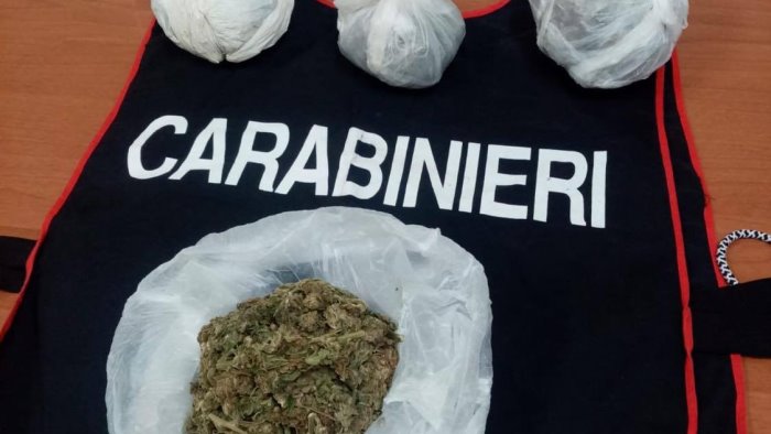 sapri 400 grammi di marijuana nello zaino arrestato 19enne