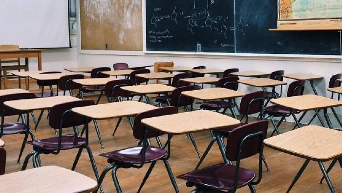 battipaglia si torna tra i banchi di scuola il 28 settembre