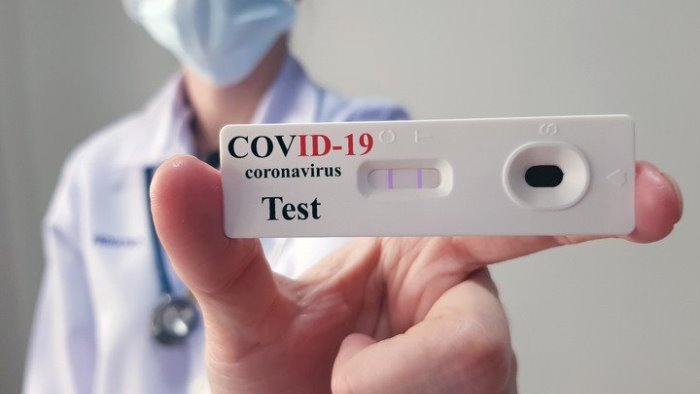 casi covid forse sovrastimati test rilevano virus morto