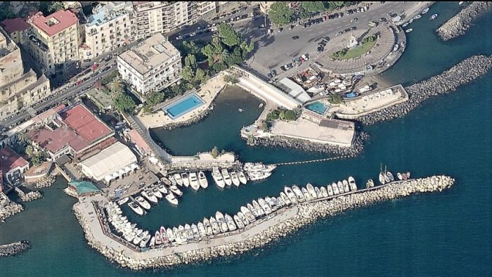 nuoto al circolo posillipo la capri napoli