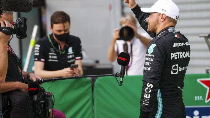 sprint qualifying di monza a bottas ma in pole va verstappen