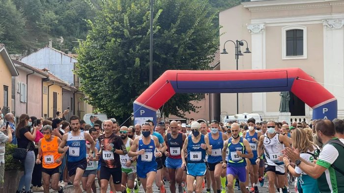 maratona della valle del dragone la carica dei 200 atleti in lizza per gara