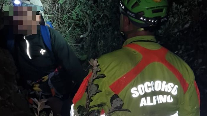 costiera escursionista in difficolta salvato dal soccorso alpino