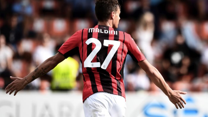 maldini e brahim diaz il milan vince 2 1 a la spezia