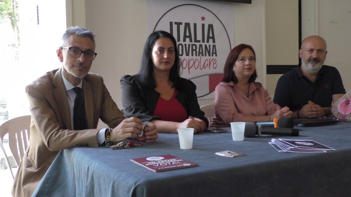 torniamo alla costituzione per salvare il paese isp presenta i candidati