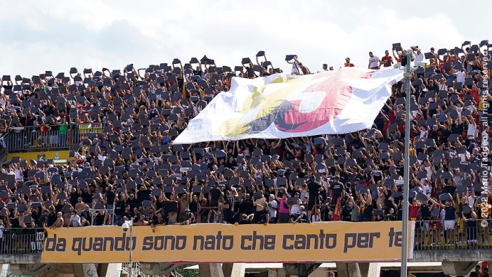 tutte le foto di benevento cagliari