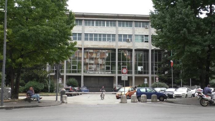 avellino processo aste ok a sorpresa il testimone in aula ritratta le accuse