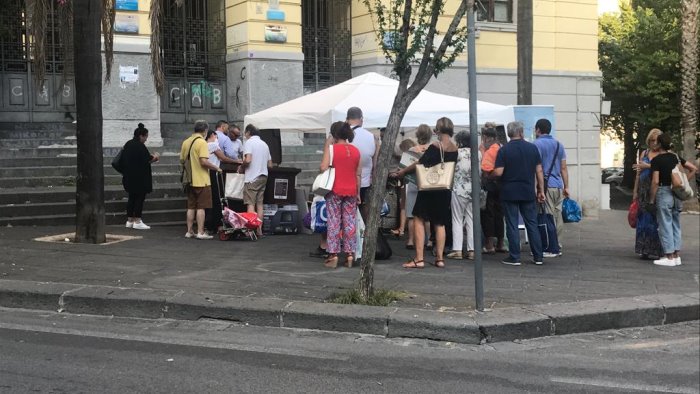 salerno raccolta differenziata un sacchetto per ogni libro consegnato