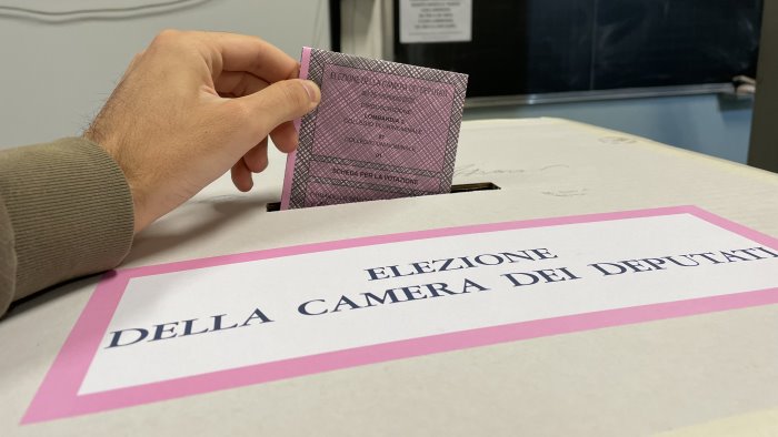 elezioni politiche 2022 i dati sull affluenza nel salernitano