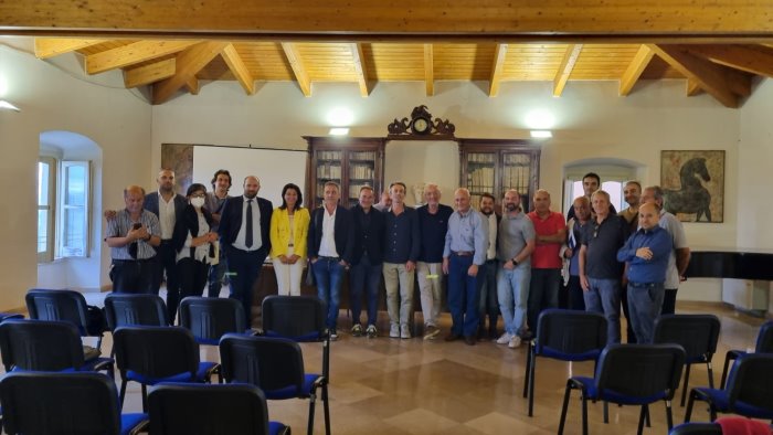 si e costituita l associazione biodistretto d irpinia parte la sfida