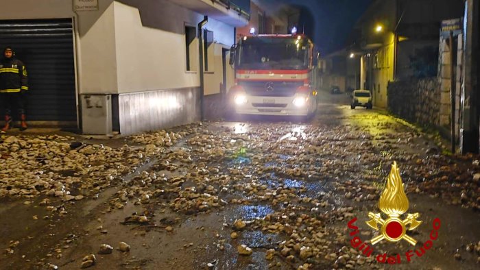 bomba d acqua nella notte allagamenti a serino volturara solofra e montoro