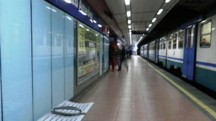 napoli liverpool attivate corse straordinarie della metro linea 2