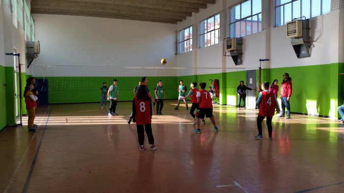 manutenzione nelle scuole di salerno lavori in vista del rientro tra i banchi