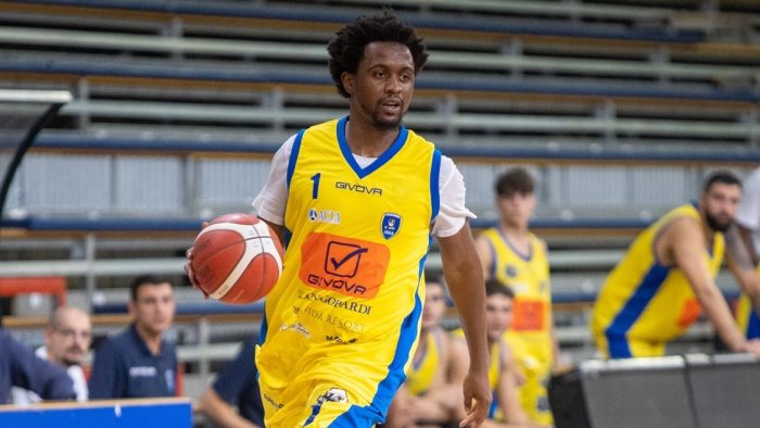 basket landolt cup la givova scafati batte il fribourg olympic 82 72