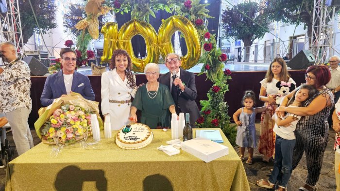 san marzano sul sarno in festa per la centenaria raffaella zi faiolla