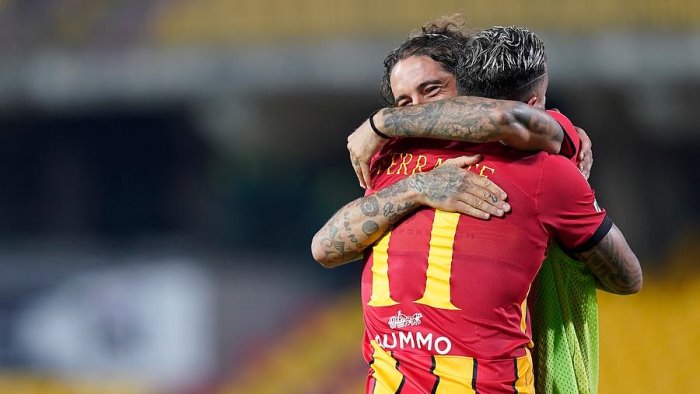 benevento successo con la virtus francavilla le foto del match