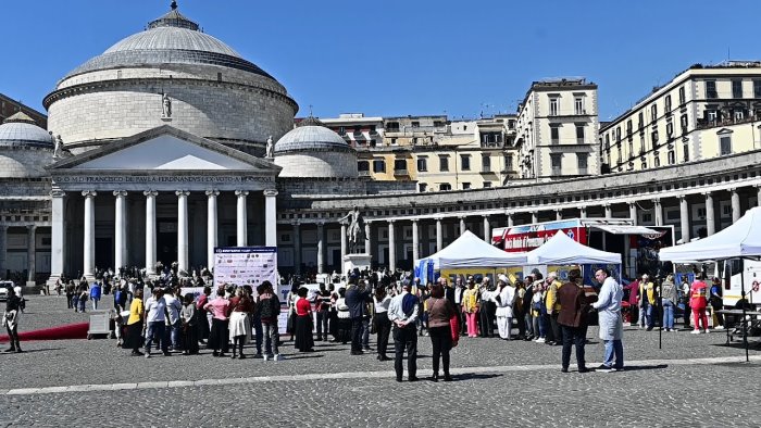 napoli visite gratuite per tutti in piazza plebiscito il 23 e 24 settembre